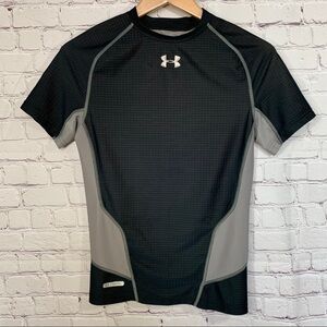 Under Armour Metal Short Sleeve Top Medium